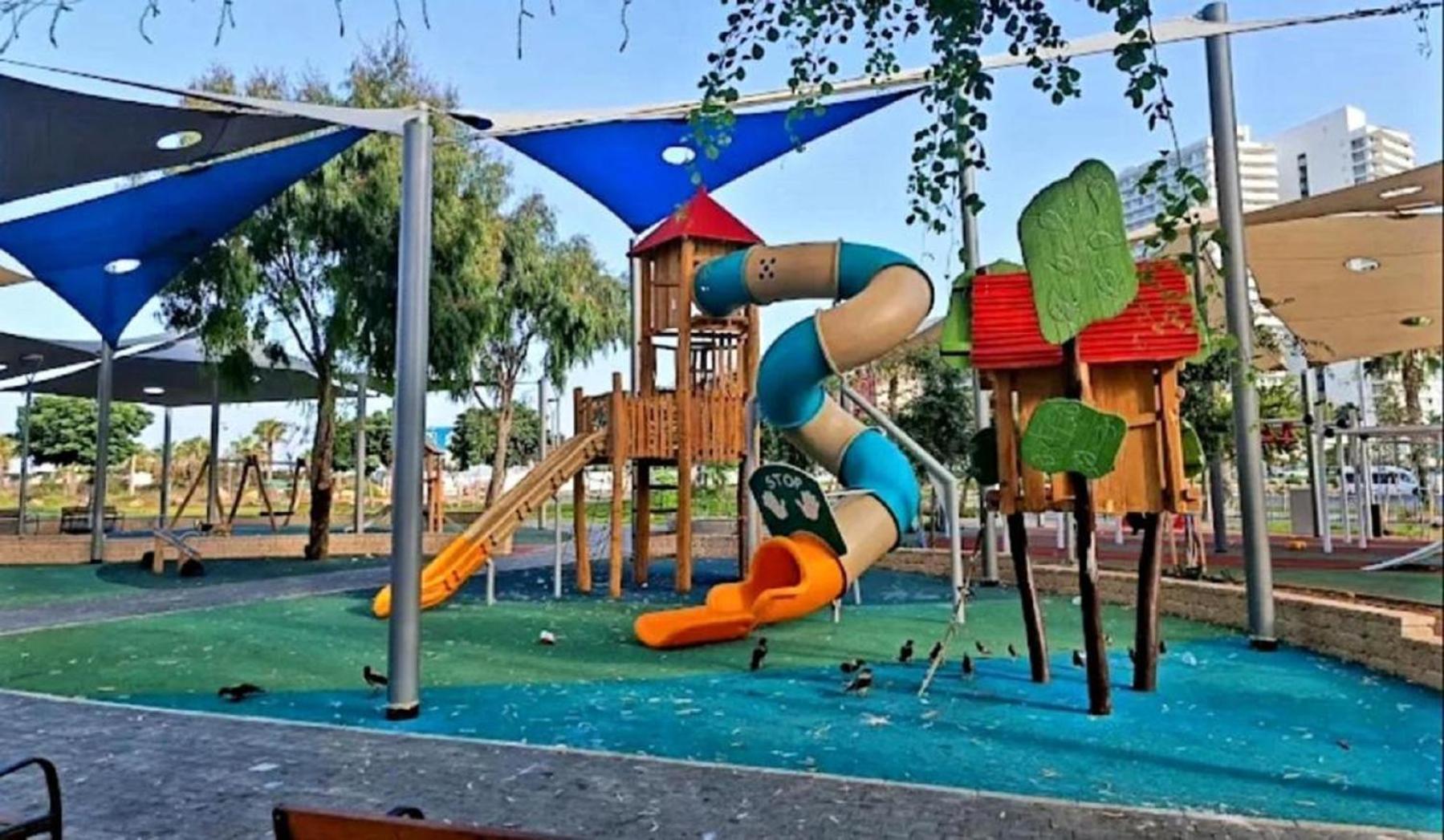 Spat Beach Bat Yam Exterior photo